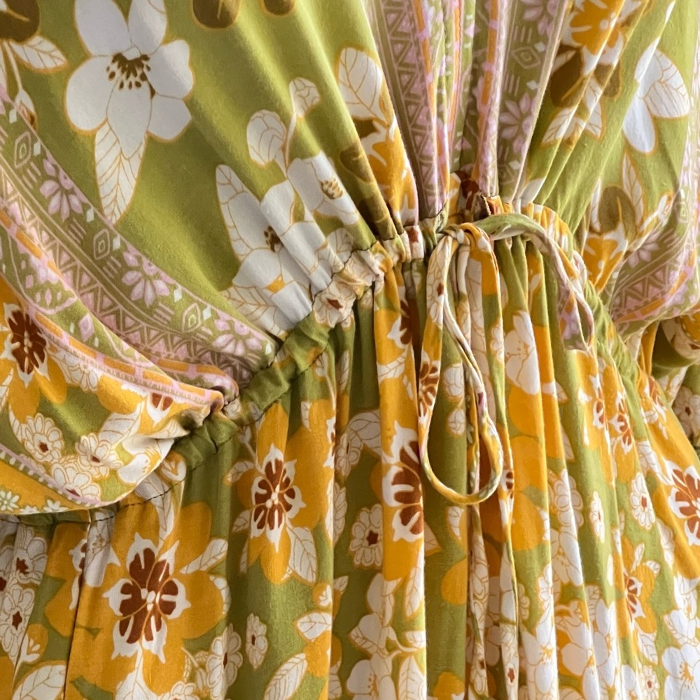 Aakaa Bohemian Floral Yellow Mixed Print Long Flowy Maxi Dress Size Small - Picture 5 of 15